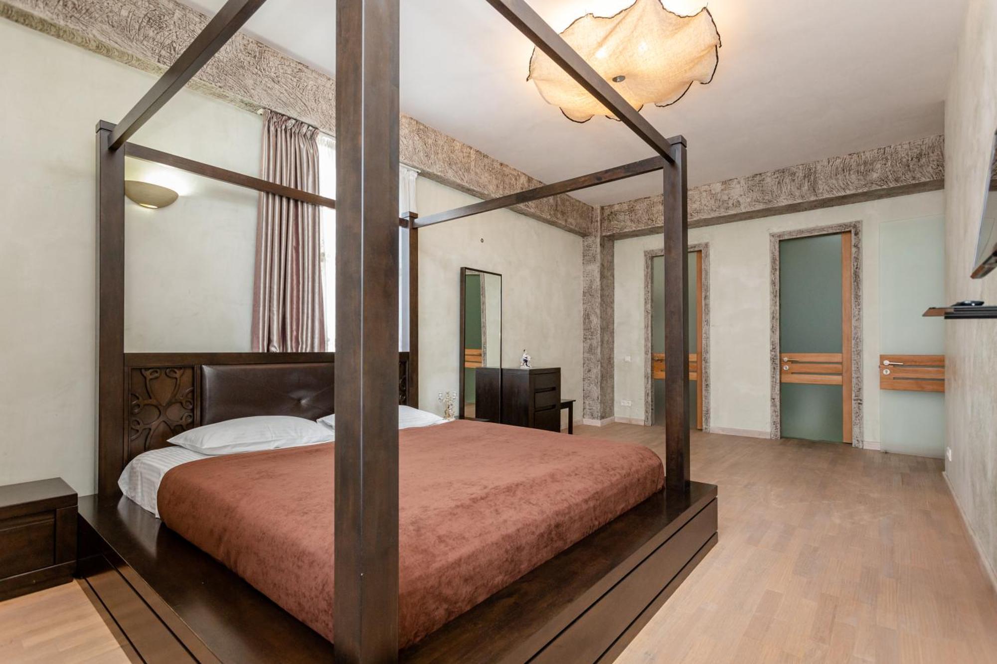 Serviced Apartment On Rustaveli Avenue 9 Tiflis Exterior foto
