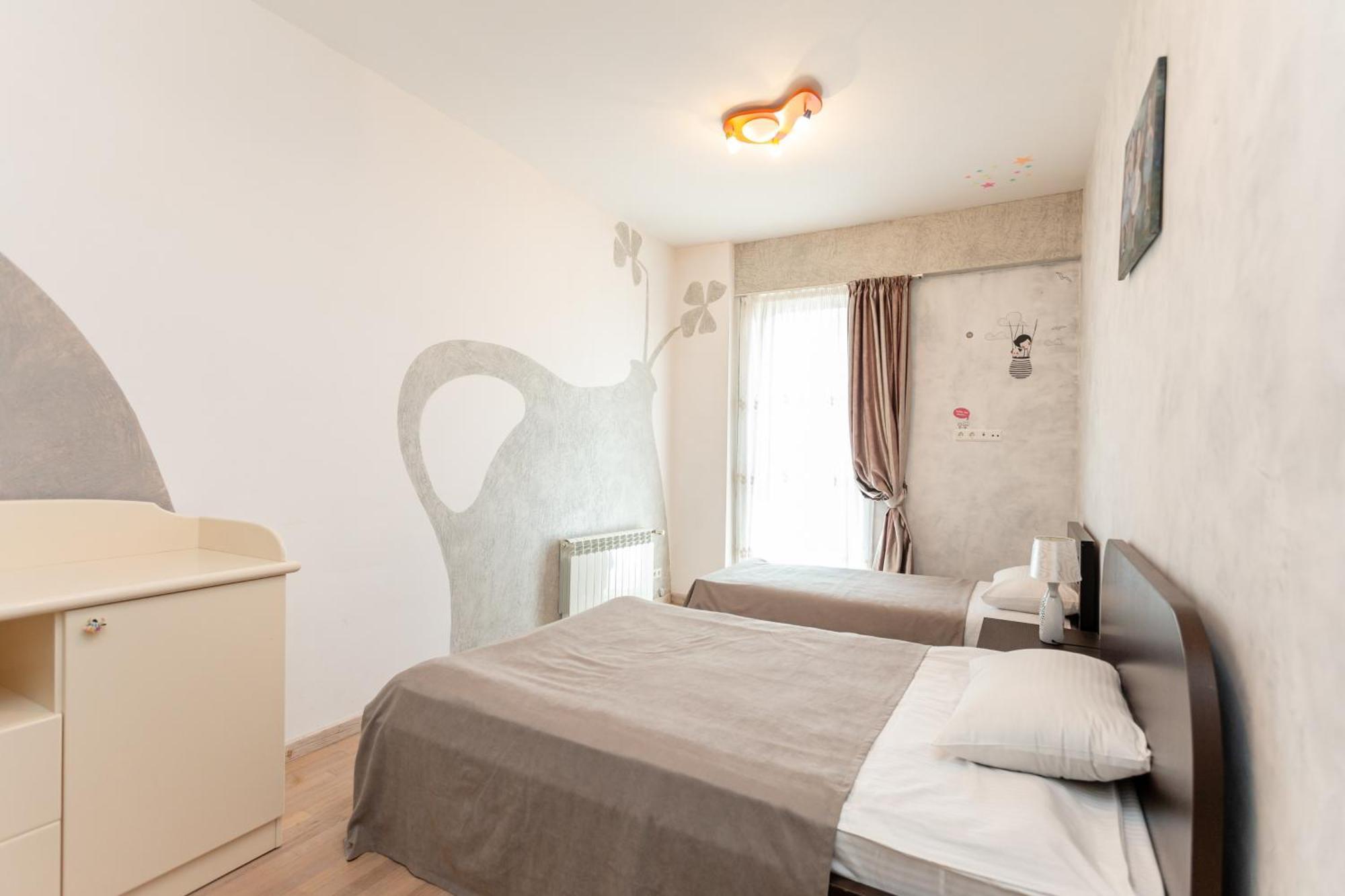 Serviced Apartment On Rustaveli Avenue 9 Tiflis Exterior foto