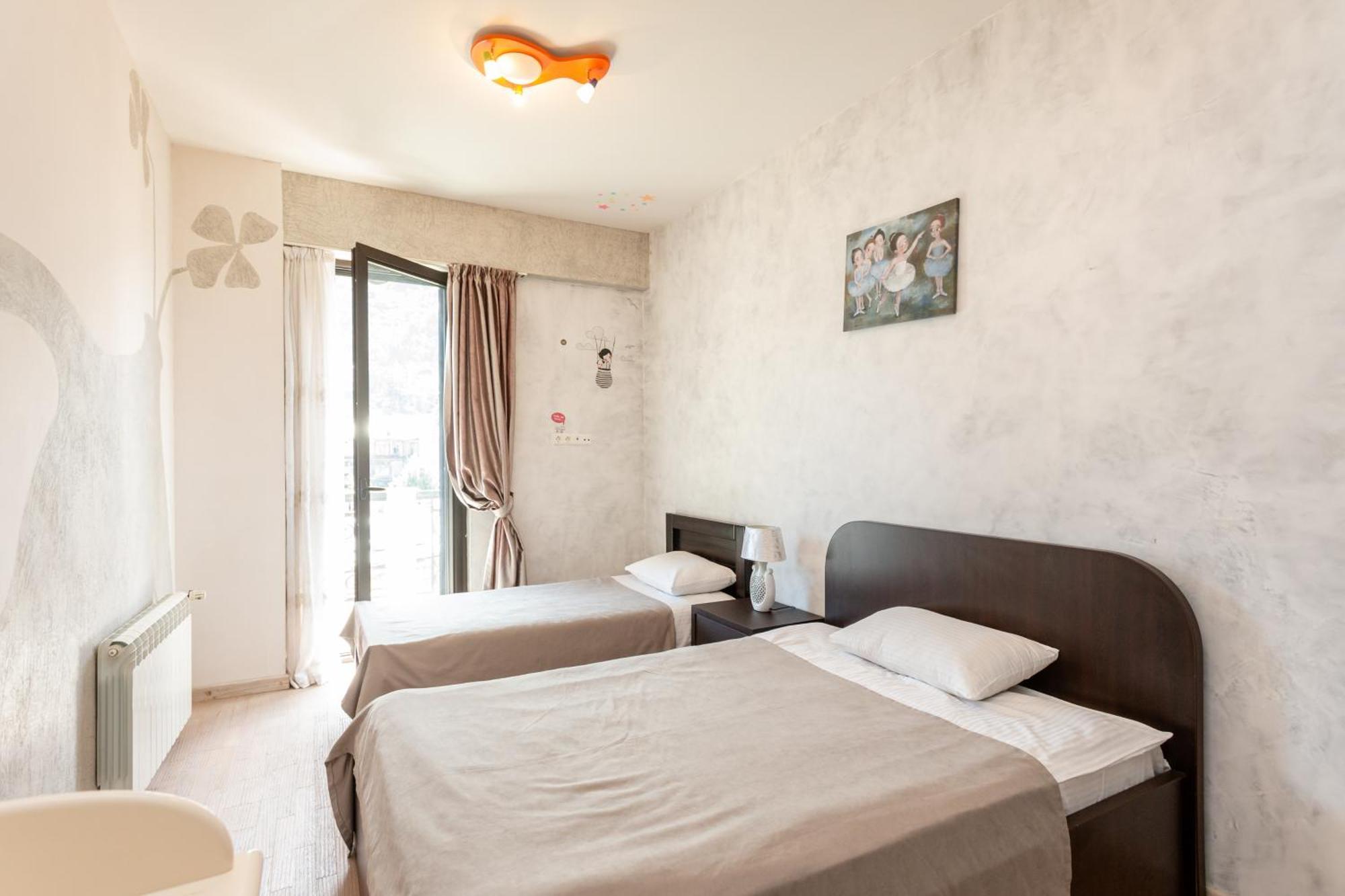 Serviced Apartment On Rustaveli Avenue 9 Tiflis Exterior foto