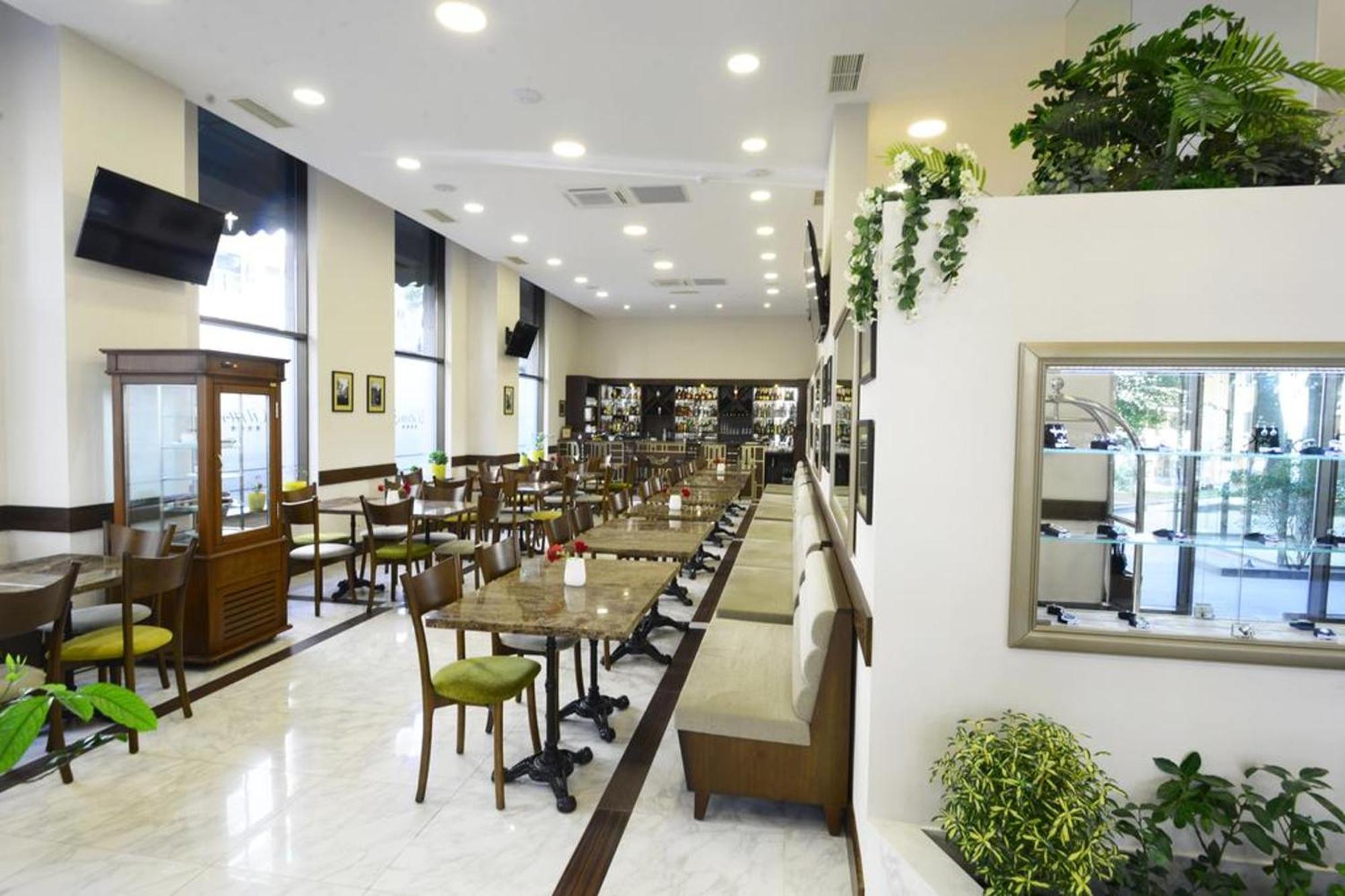 Serviced Apartment On Rustaveli Avenue 9 Tiflis Exterior foto